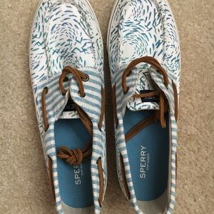 Sperry shoes